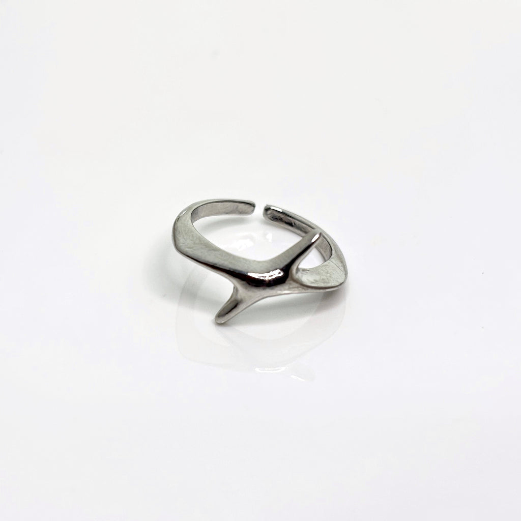 STAR SLASH ADJUSTABLE RING
