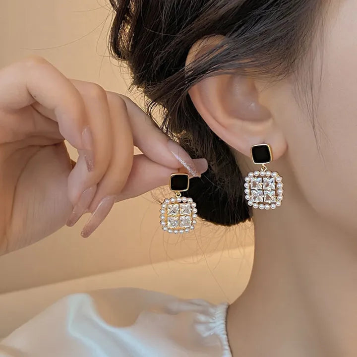 Premium Pearl and Crystal Earring